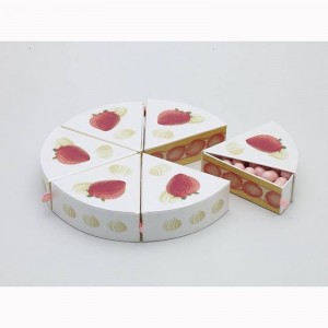 Scatola a forma di scatola di cartone grazioso a forma di torta per caramelle